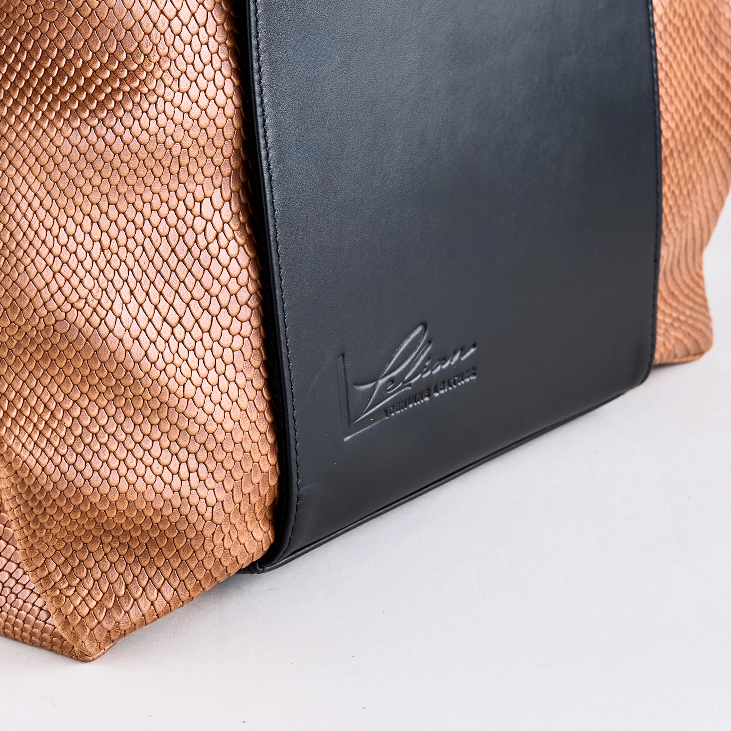 FoldTop Grip Tote - Brown