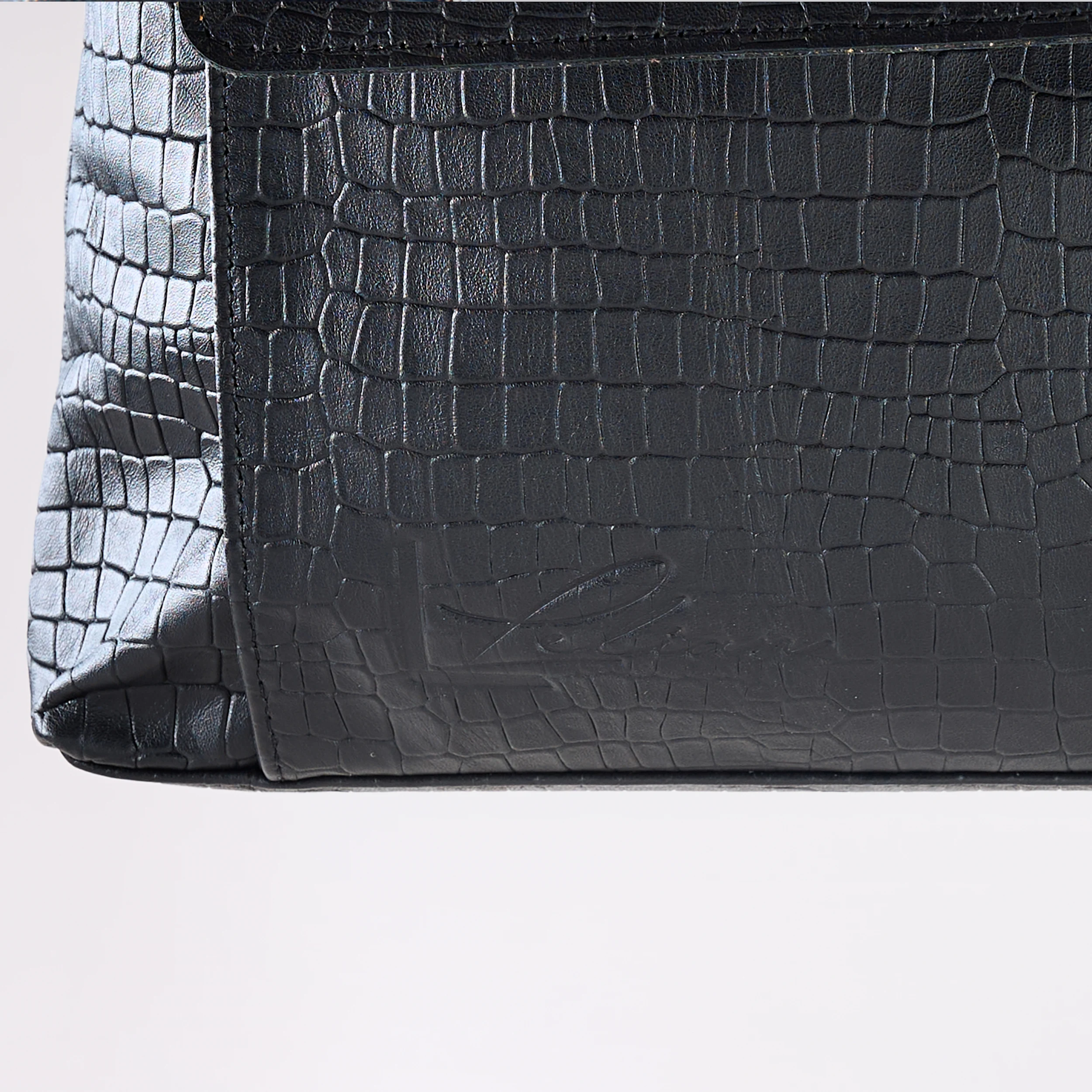 Urban Flap Tote - Black Grey